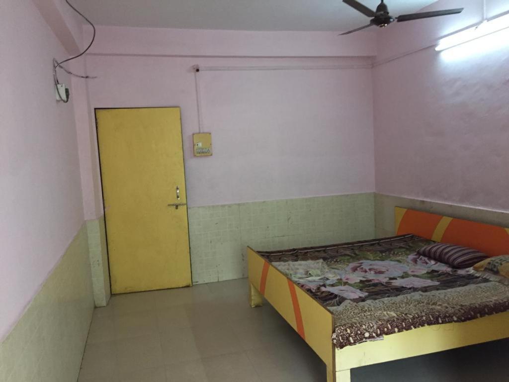 Chandrika Guest House Daman Dış mekan fotoğraf